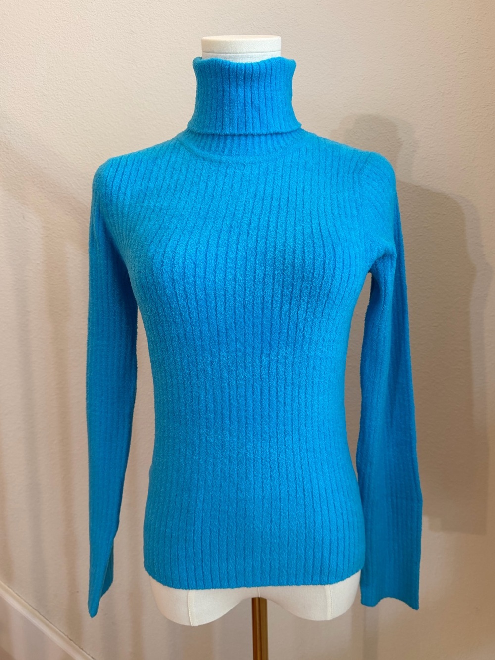 LIFESTYLE sandra king Azure Blue Ribbed Turtleneck Sweater